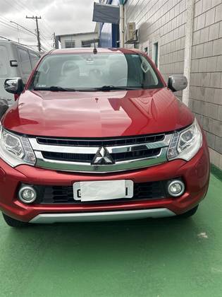 MITSUBISHI L200 TRITON 2.4 16V TURBO DIESEL SPORT HPE-S CD 4P 4X4 AUTOMÁTICO